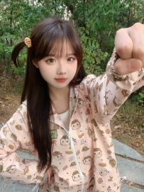 20歲清純舞蹈生｜156cm 嬌小身軀、對世界充滿好奇的初次探索