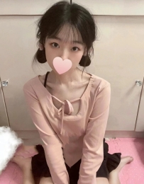 一臉天真卻超會撩！甜系小隻馬「柚子」：白嫩軟 Q 讓你一手無法掌握