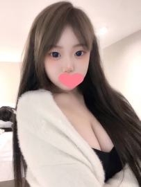 【台中‧大波誘惑】23歲奇奇：162/47/E奶極致身材✨ 前戲超會撩、全身舔舐互動，帶你