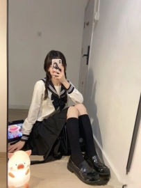 妮妮 158/B/18歲 熱情主動