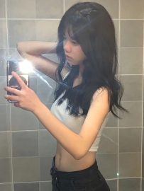 19歲幼齒小蘿莉「小白」158cm：漂亮小姑娘、粉嫩新人首發