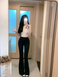 168cm/C奶黃金線條，感受瑜伽女神的柔軟與白皙