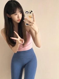 不止長腿更會玩！蝶兒 23歲「全能型服務」：殘廢澡/後背式/多種姿勢挑戰，雙北老司機