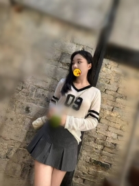 23歲剛畢業職場小白！白皙皮膚＋逆天身材比例超迷人