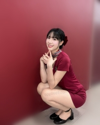 性感小天后充恩｜看似纖細卻擁有豐滿 E 奶，這份驚豔你一定要親自體驗