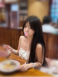 19歲超軟D奶學生妹：外表清純，一碰就敏感顫抖的極品尤物