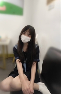 精緻小隻馬：19歲可愛學生，體驗最單純與火辣的雙重反差